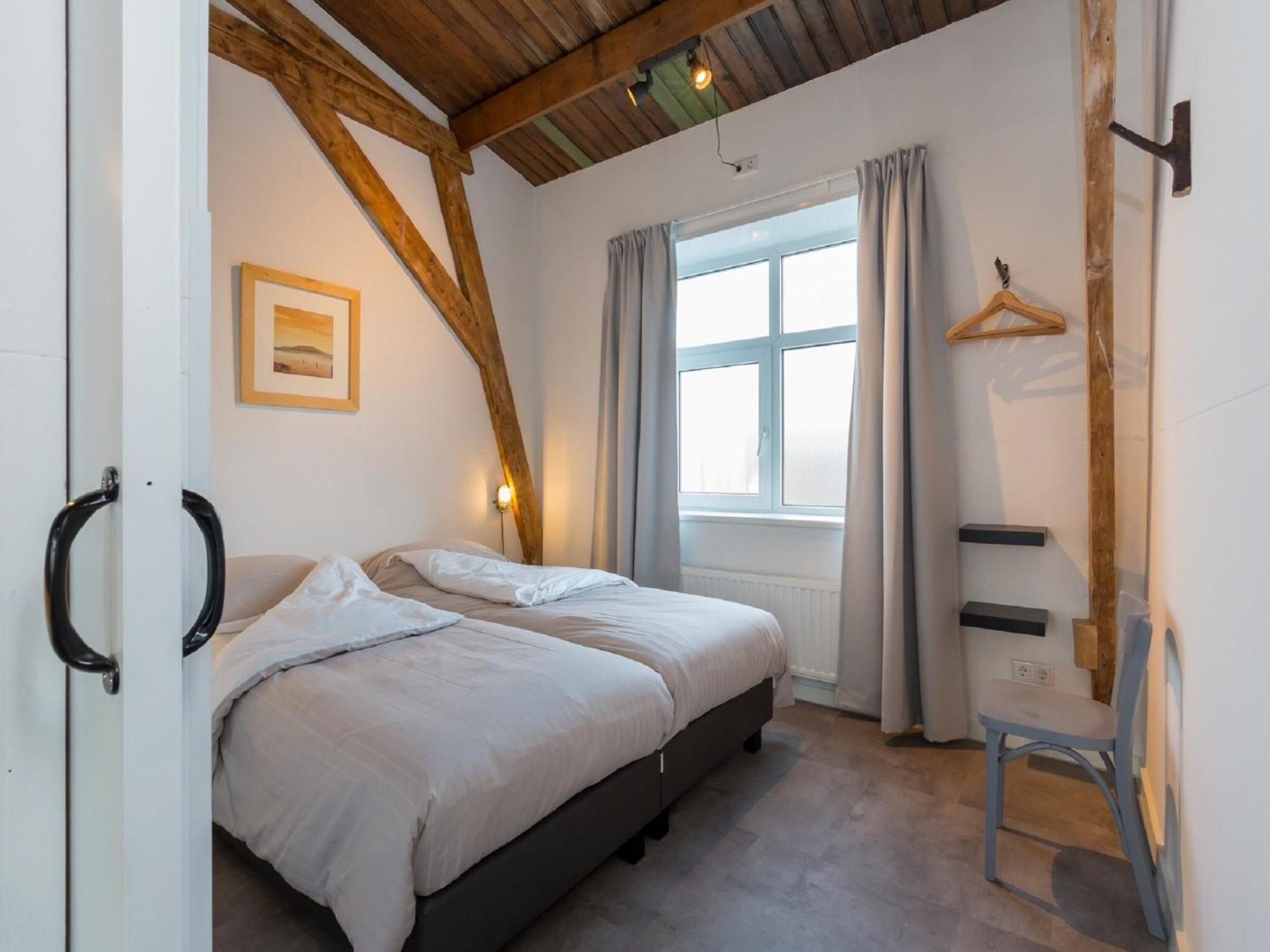 Lovely Modern 4 Person Apartment In The Heart Of Koudekerke Esterno foto