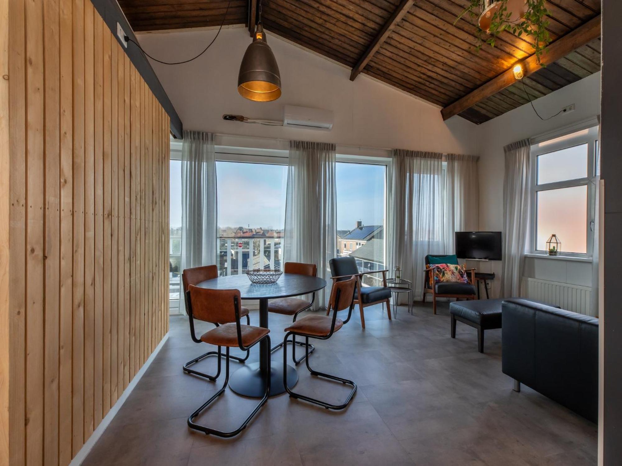 Lovely Modern 4 Person Apartment In The Heart Of Koudekerke Esterno foto