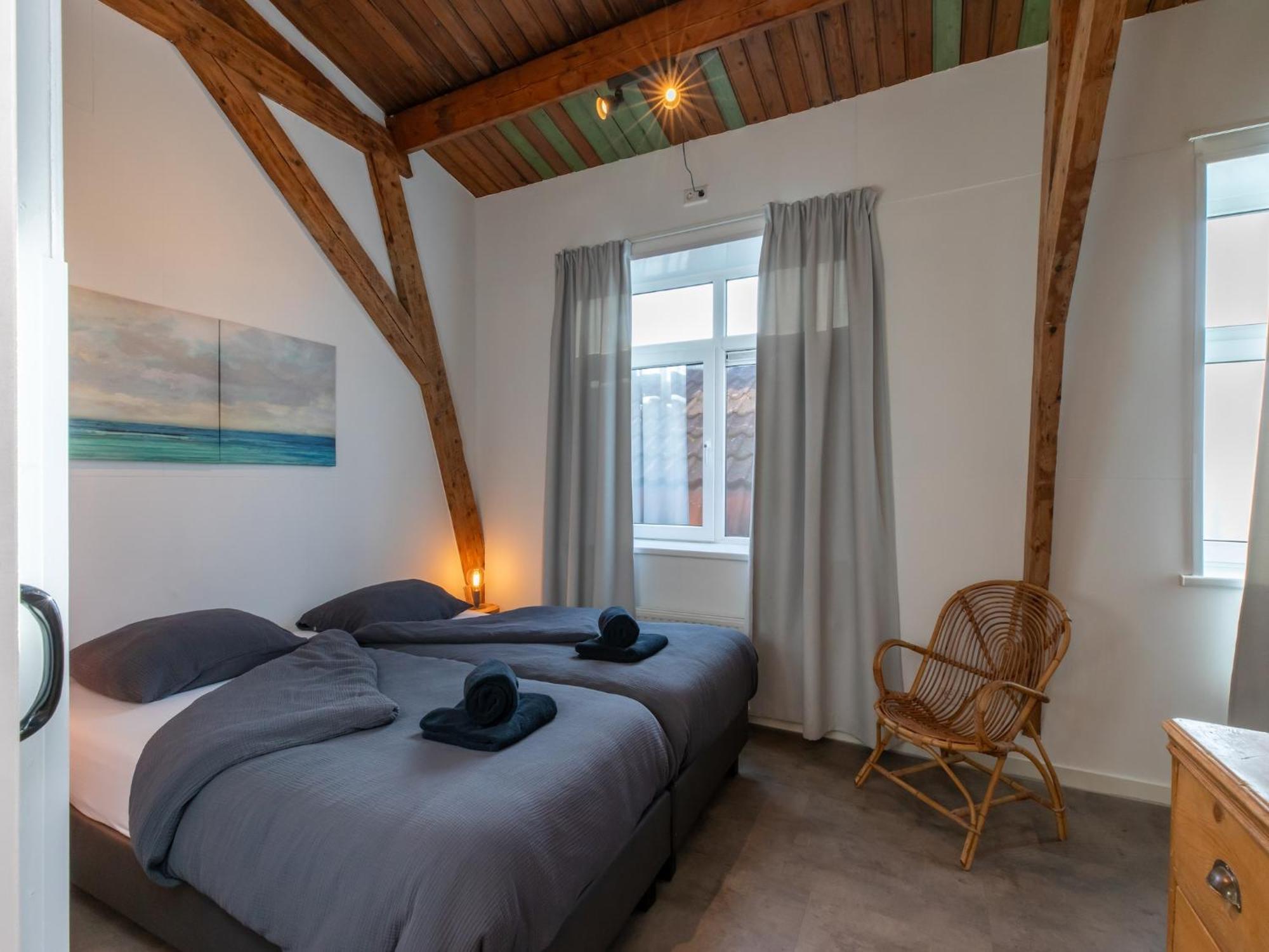 Lovely Modern 4 Person Apartment In The Heart Of Koudekerke Esterno foto